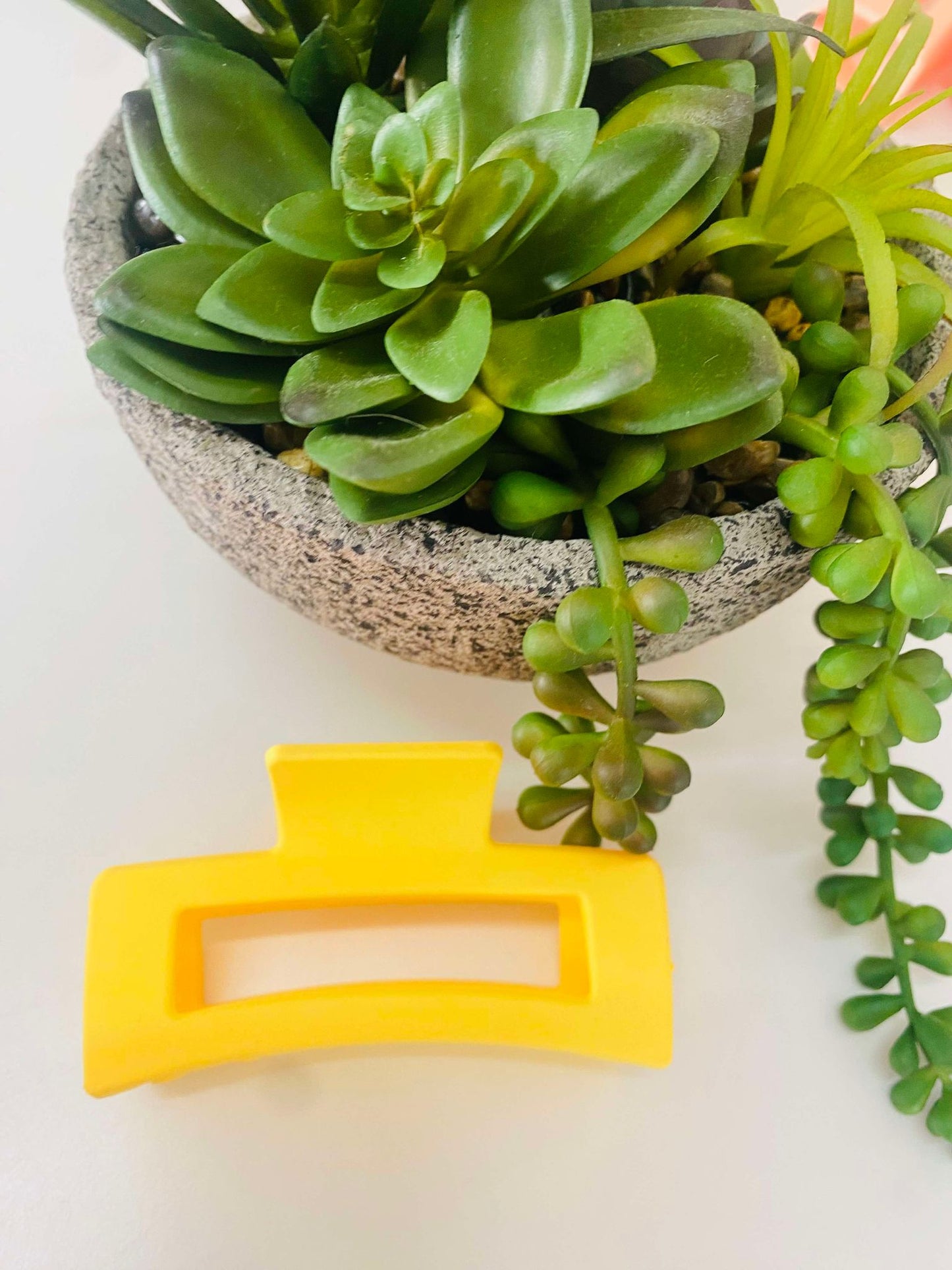 Square Design Hair Clip - Yellow