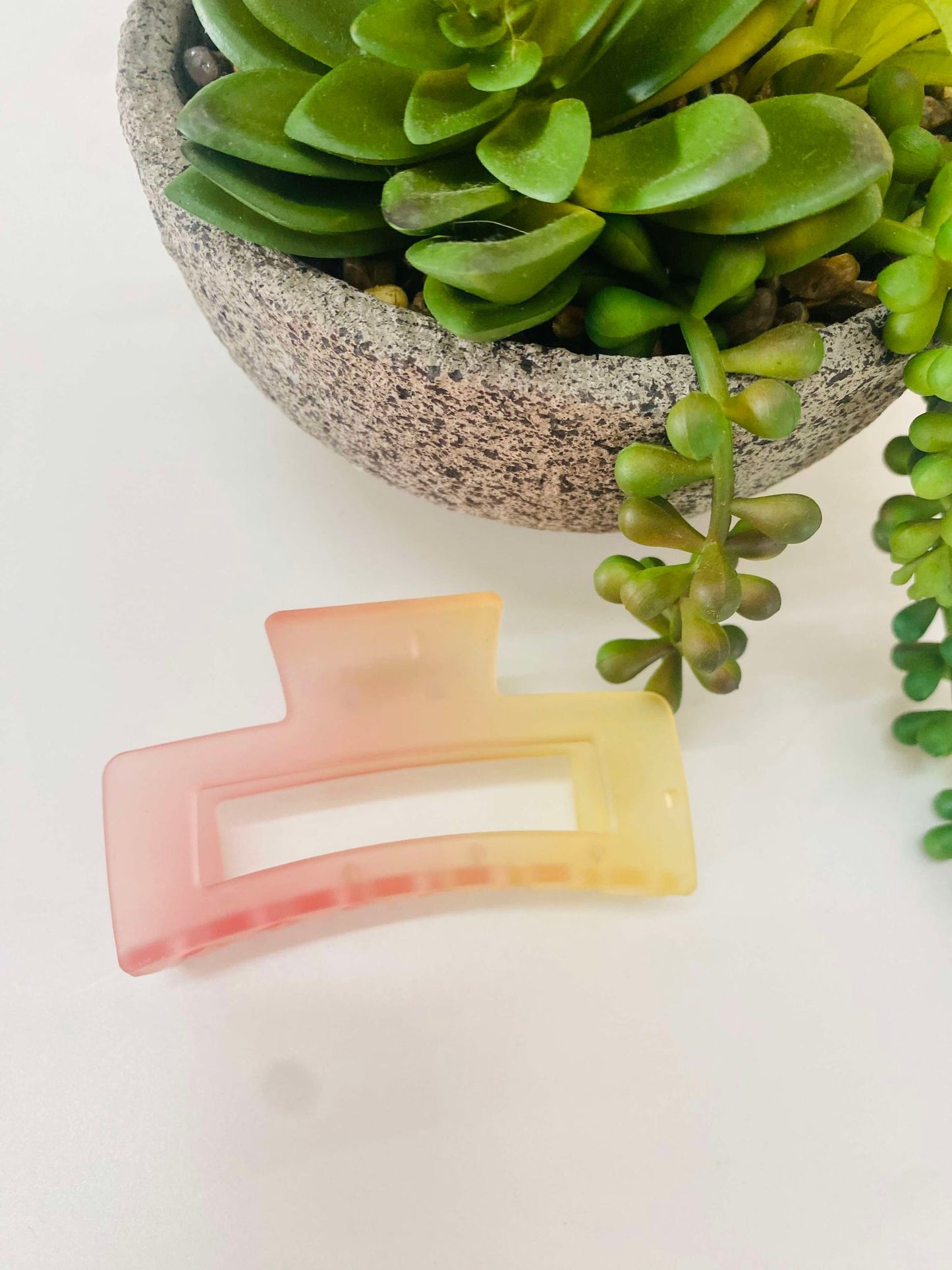 Square Design Hair Clip - Pink-Yellow Blend