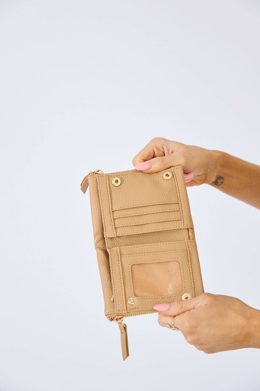 Hamptons Wallet - Beige