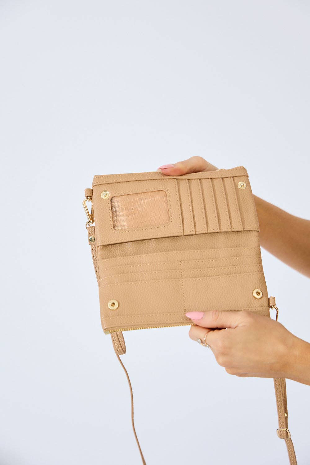 New Haven Crossbody Wallet - Beige