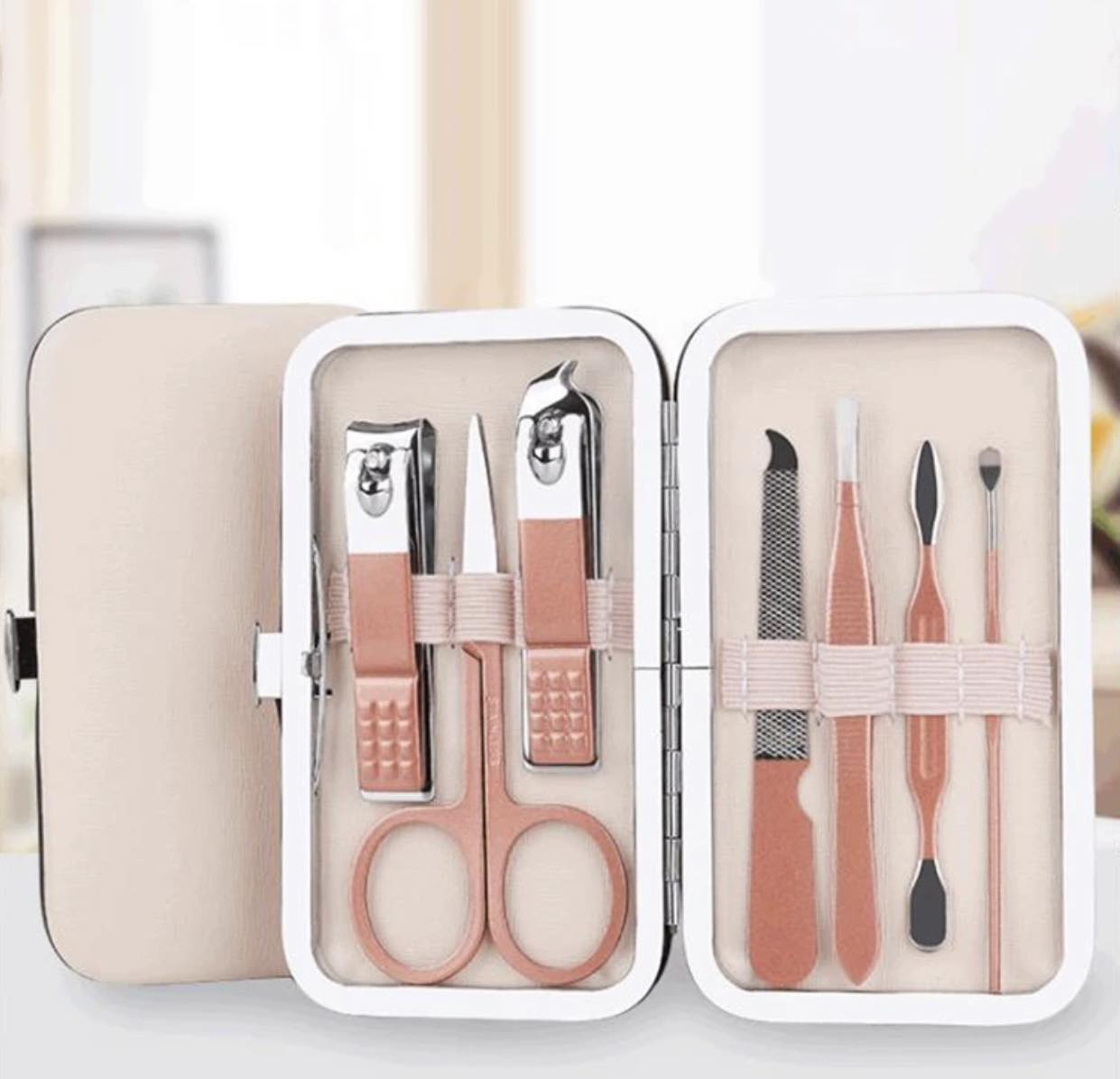 7 in 1 Beauty Tool Kit.