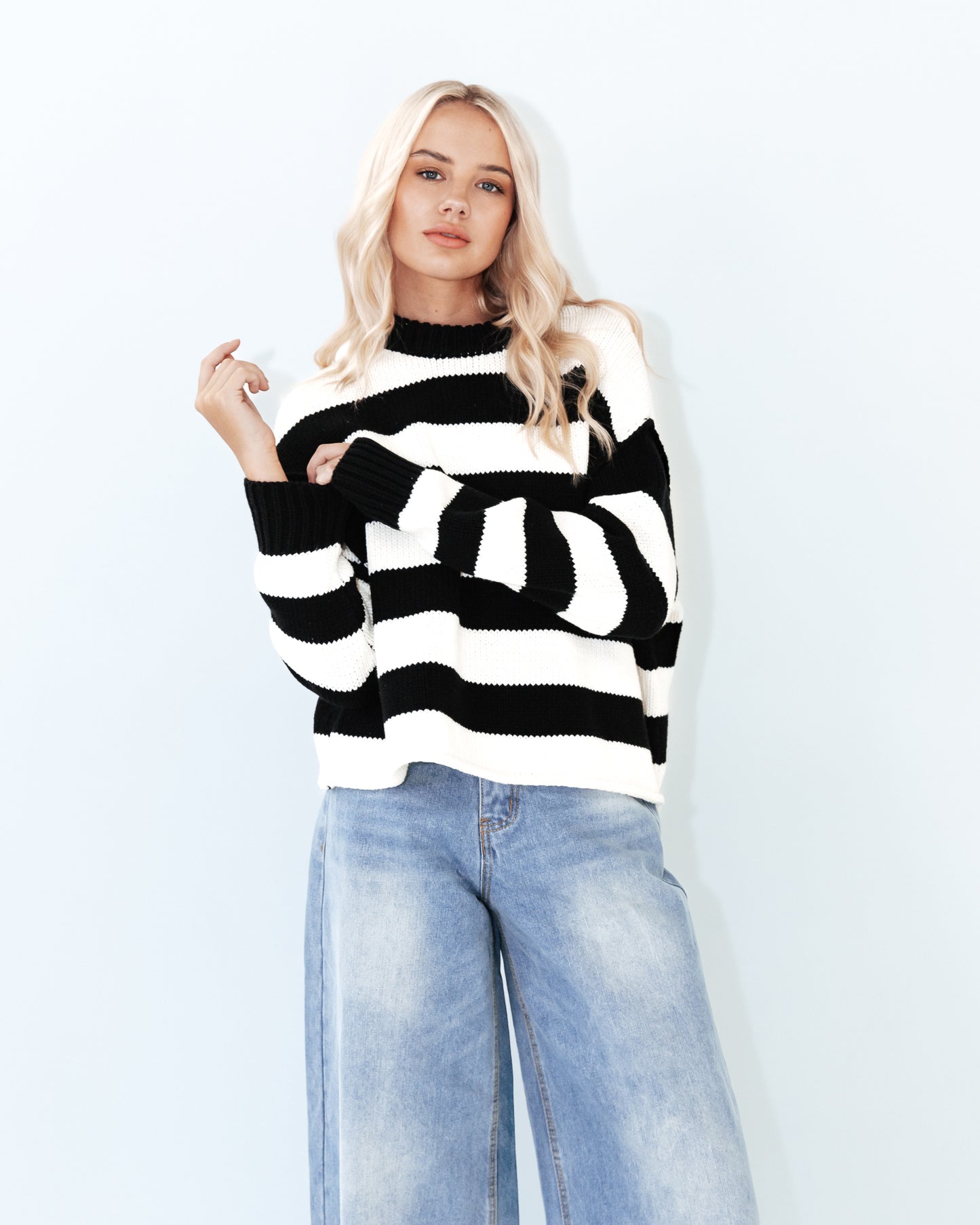 Sweater - Black & White Stripe