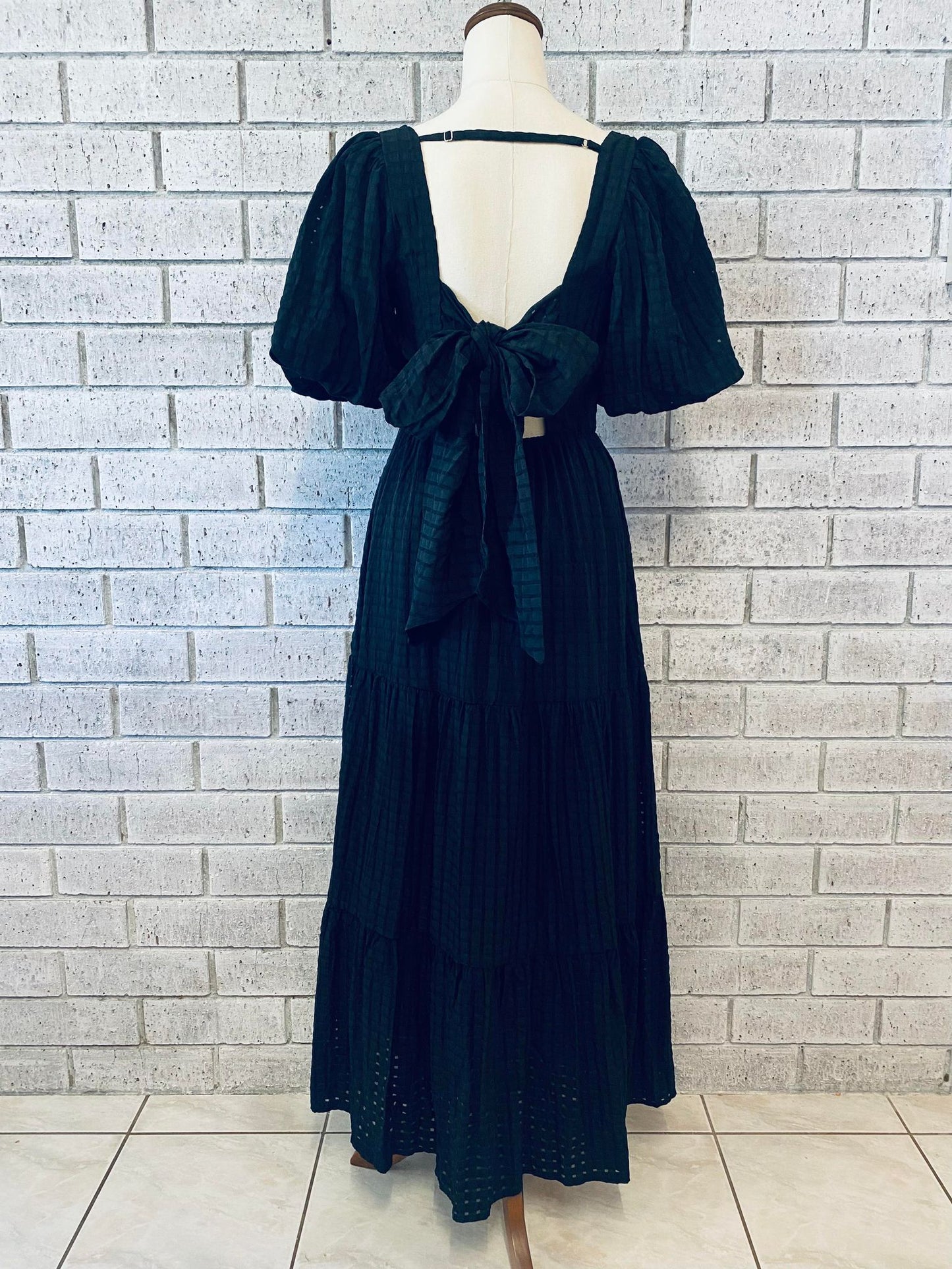 Black Balloon Sleeve Tiered Maxi Dress